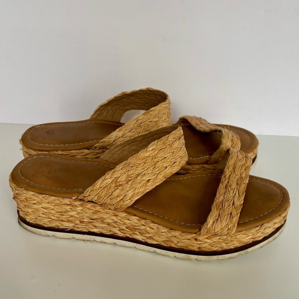 Dolce Vita Betsee Women's Tan Woven Sandals 11 platform slides